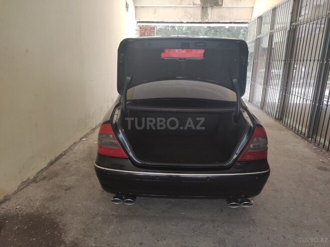Mercedes E 240 2003, 396,000 km - 2.6 л - Şirvan