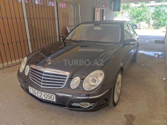 Mercedes E 240 2003, 396,000 km - 2.6 л - Şirvan