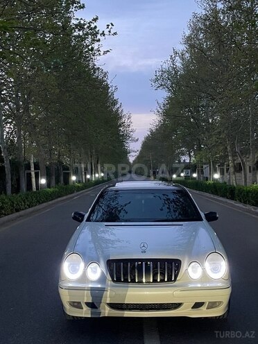 Mercedes E 320 1999, 410,000 km - 3.2 l - Bakı