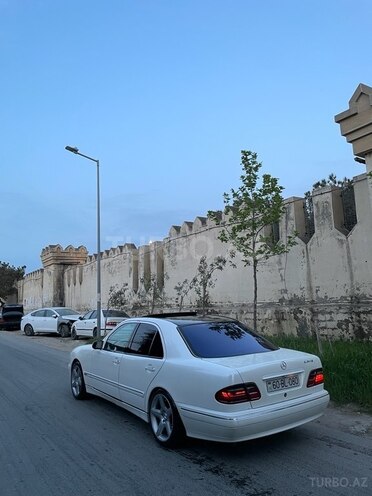 Mercedes E 320 1999, 410,000 km - 3.2 l - Bakı