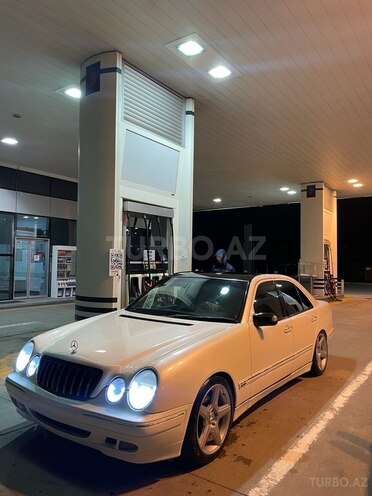 Mercedes E 320 1999, 410,000 km - 3.2 l - Bakı
