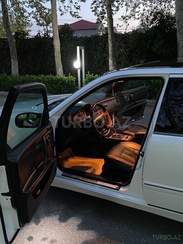 Mercedes E 320 1999, 410,000 km - 3.2 l - Bakı