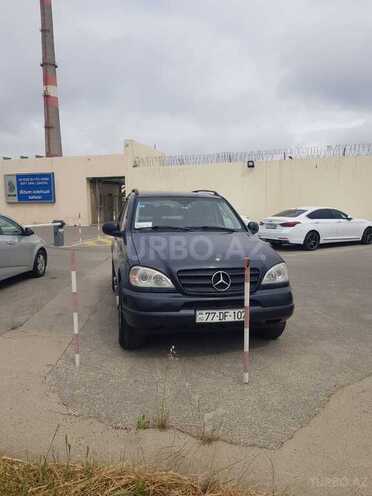 Mercedes ML 270 4MATIC 2001, 213,000 km - 2.7 l - Bakı