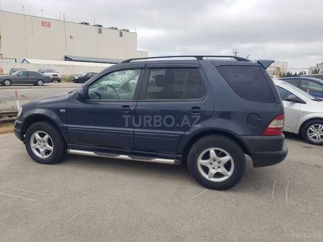 Mercedes ML 270 4MATIC 2001, 213,000 km - 2.7 l - Bakı