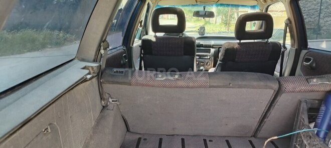 Opel Astra 1994, 450,000 km - 1.6 l - Quba