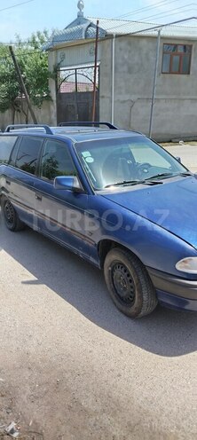 Opel Astra 1994, 450,000 km - 1.6 l - Quba