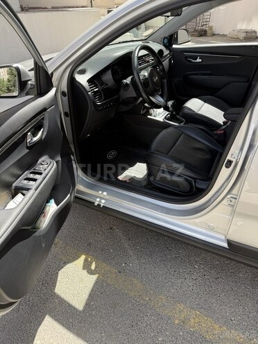 Kia Rio X-Line 2019, 27,000 km - 1.6 l - Bakı