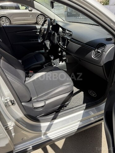 Kia Rio X-Line 2019, 27,000 km - 1.6 l - Bakı