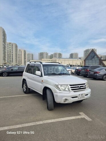 Mitsubishi Pajero io 2001, 263,000 km - 2.0 l - Bakı