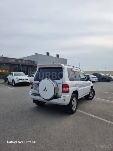 Mitsubishi Pajero io 2001, 263,000 km - 2.0 l - Bakı