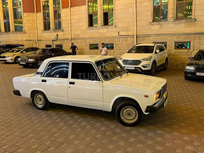 LADA (VAZ) 2107 1999, 95,000 km - 1.6 l - Şirvan