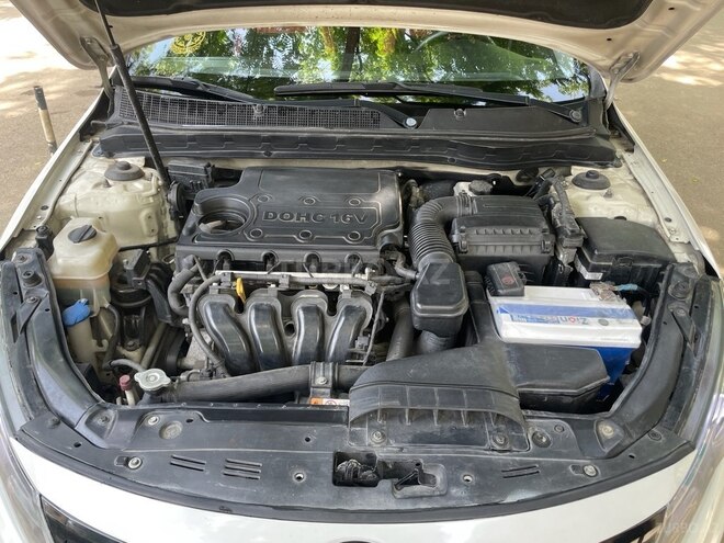 Kia Optima 2011, 250,000 km - 2.0 л - Qazax