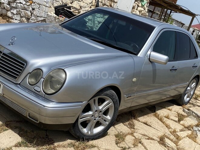 Mercedes E 240 1998, 555,000 km - 2.4 l - Bakı