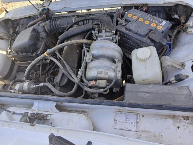 LADA (VAZ) 2107 2009, 95,000 km - 1.6 l - Salyan