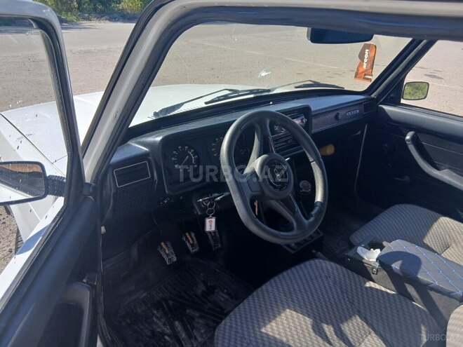 LADA (VAZ) 2107 2009, 95,000 km - 1.6 l - Salyan