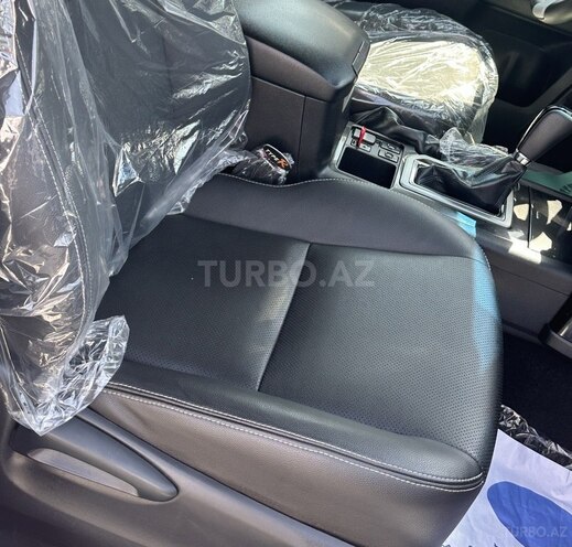 Toyota Land Cruiser Prado-15