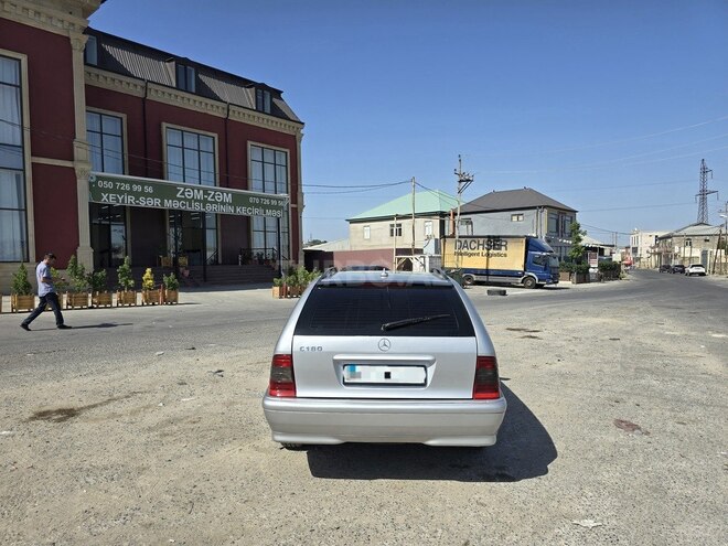 Mercedes C 180 1999, 211,000 km - 1.8 l - Bakı
