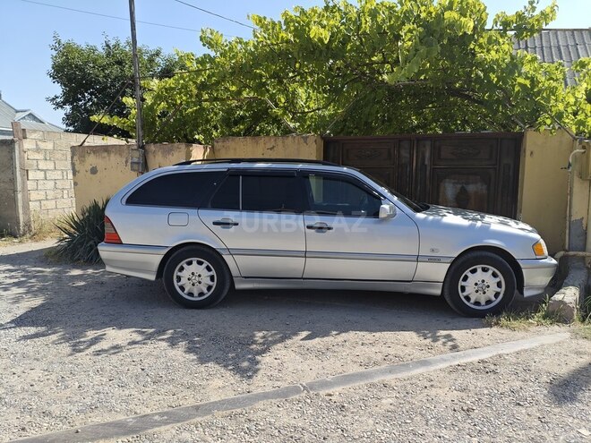 Mercedes C 200 2000, 351,000 km - 2.0 l - Beyləqan