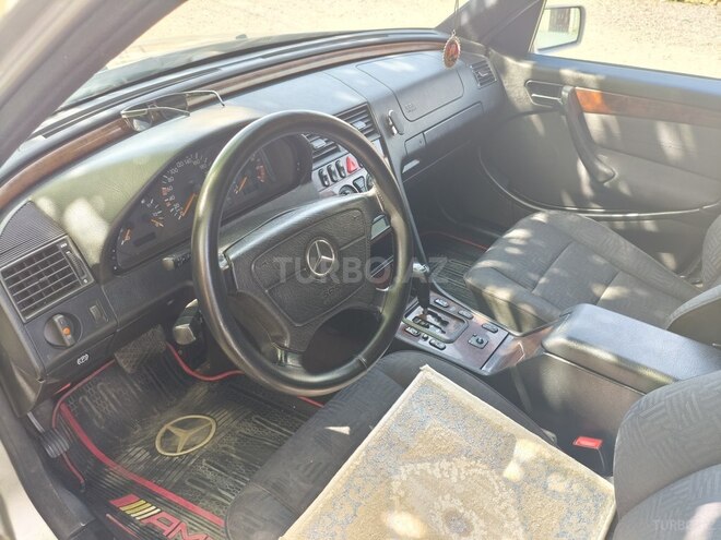 Mercedes C 200 2000, 351,000 km - 2.0 l - Beyləqan