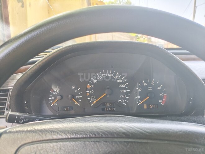 Mercedes C 200 2000, 351,000 km - 2.0 l - Beyləqan