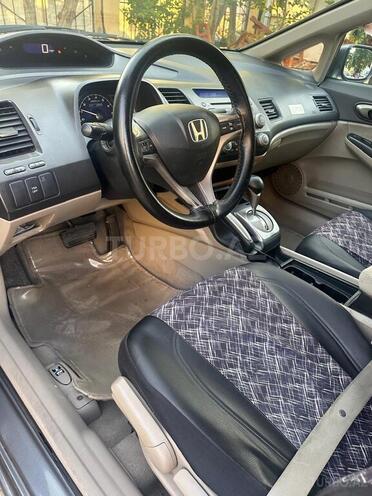 Honda Civic 2008, 231,400 km - 1.3 л - Bakı