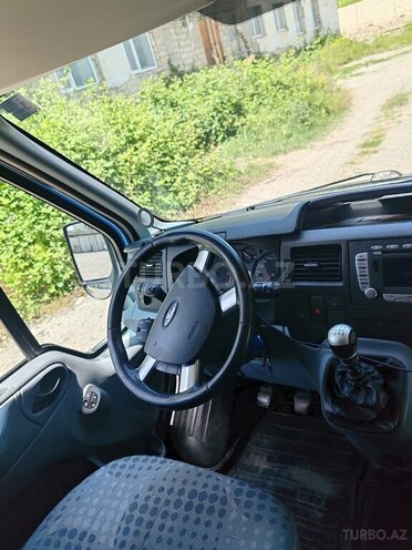 Ford Transit 2011, 170,949 km - 2.2 l - Quba