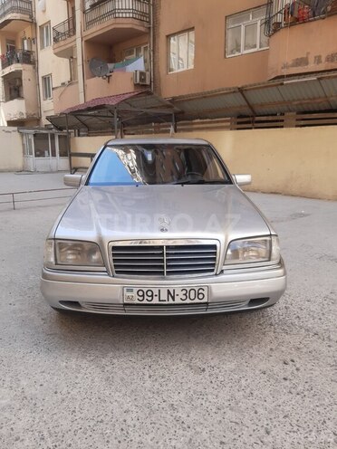 Mercedes C 200 1995, 380,000 km - 2.0 l - Bakı