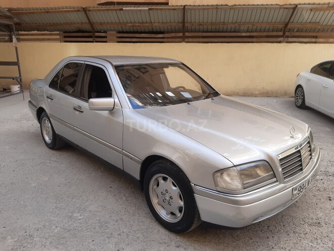 Mercedes C 200 1995, 380,000 km - 2.0 l - Bakı