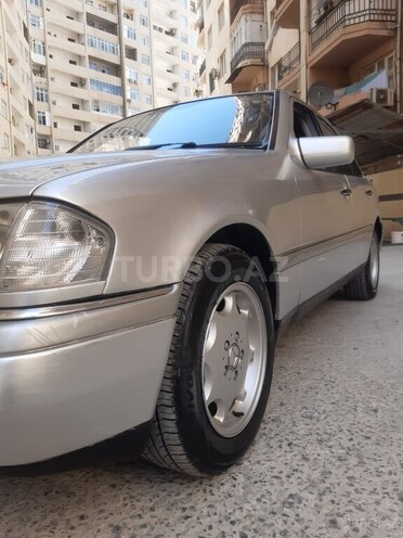 Mercedes C 200 1995, 380,000 km - 2.0 l - Bakı