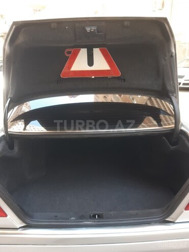 Mercedes C 200 1995, 380,000 km - 2.0 l - Bakı