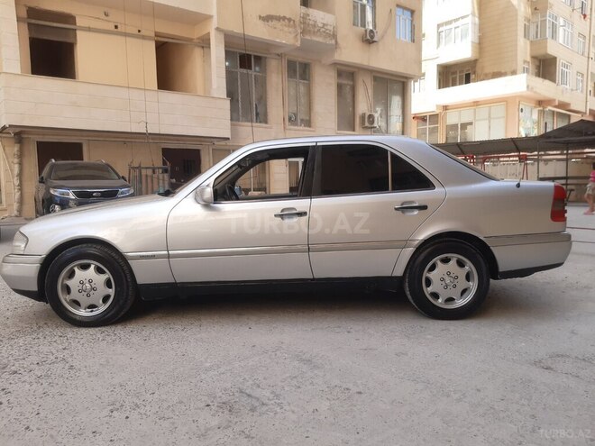 Mercedes C 200 1995, 380,000 km - 2.0 l - Bakı