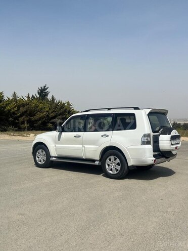 Mitsubishi Pajero 2008, 350,000 km - 3.2 л - Bakı