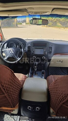 Mitsubishi Pajero 2008, 350,000 km - 3.2 л - Bakı