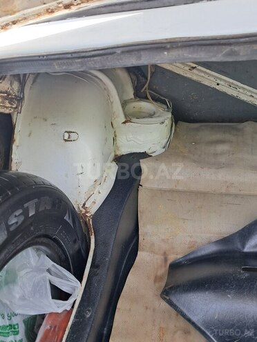 LADA (VAZ) 2106 1984, 16,600 km - 1.3 l - Gəncə