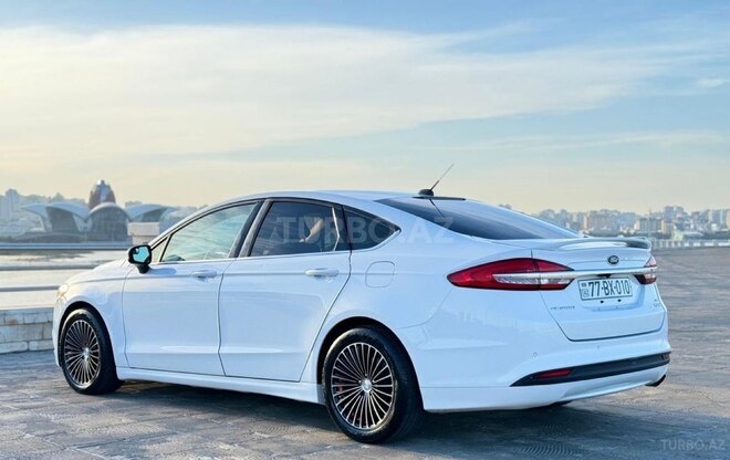 Ford Fusion (North America) 2017, 190,000 km - 1.5 л - Bakı