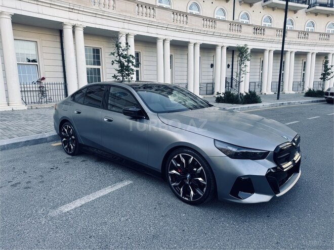 BMW i5 2024, 8,500 km - 0.0 l - Bakı