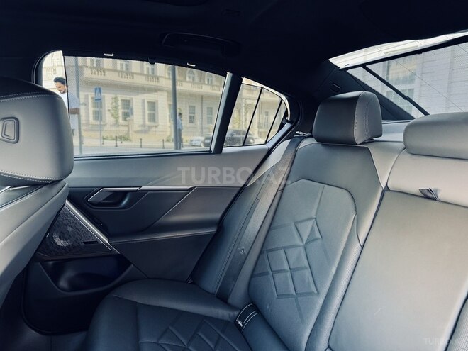 BMW i5 2024, 8,500 km - 0.0 l - Bakı