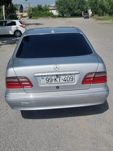 Mercedes E 280 2001, 410,932 km - 2.8 l - Bərdə