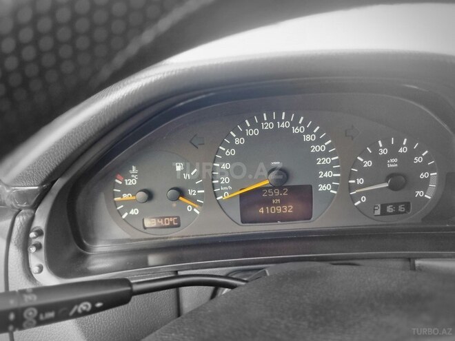 Mercedes E 280 2001, 410,932 km - 2.8 l - Bərdə