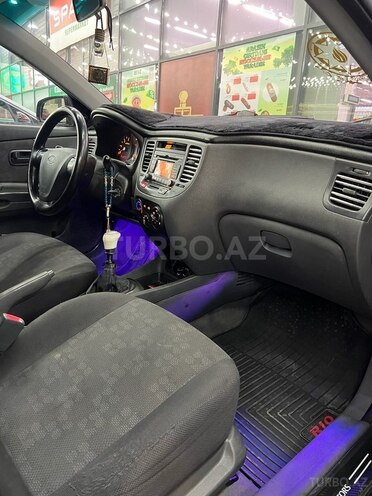 Kia Rio 2009, 290,000 km - 1.5 l - Bakı