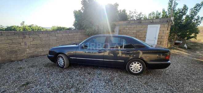 Mercedes E 230 1996, 600,000 km - 2.3 l - Bakı