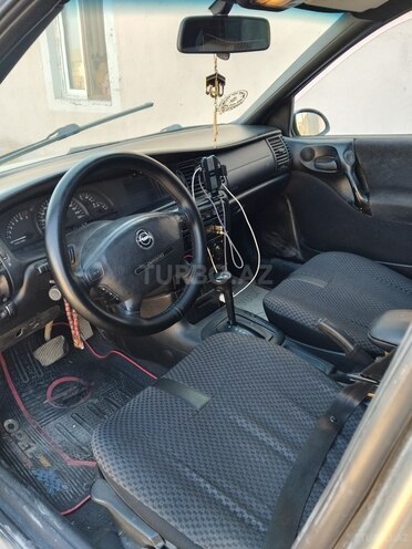 Opel Vectra 1999, 330,000 km - 1.8 l - Bakı