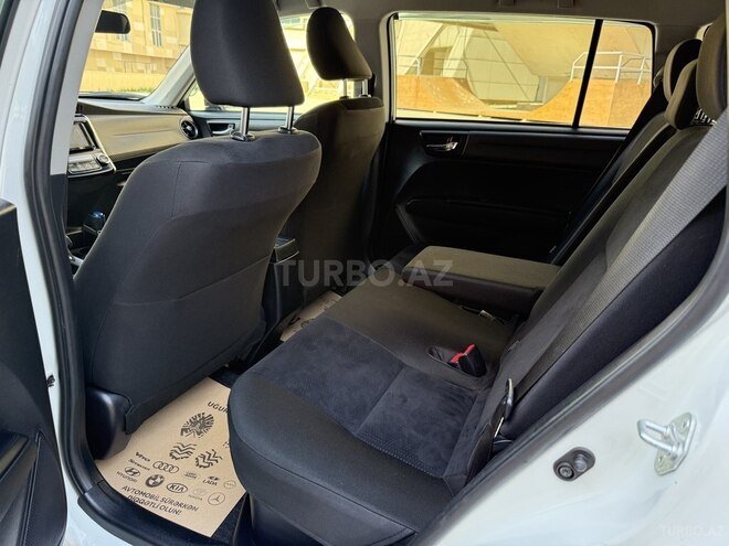 Toyota Corolla Fielder 2017, 32,520 km - 1.5 l - Bakı