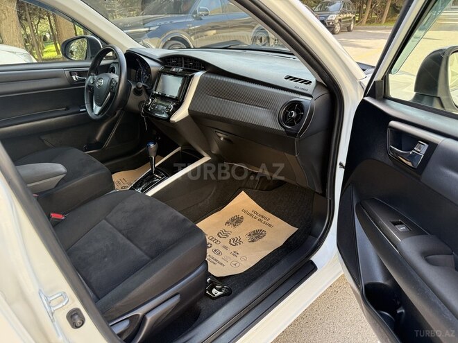 Toyota Corolla Fielder 2017, 32,520 km - 1.5 l - Bakı