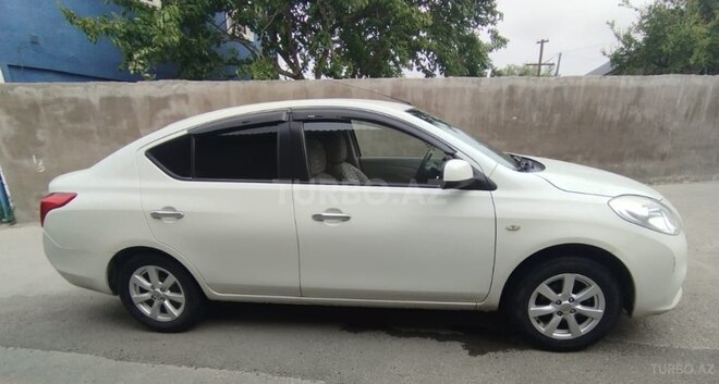 Nissan Sunny 2013, 107,000 km - 1.5 l - Bakı