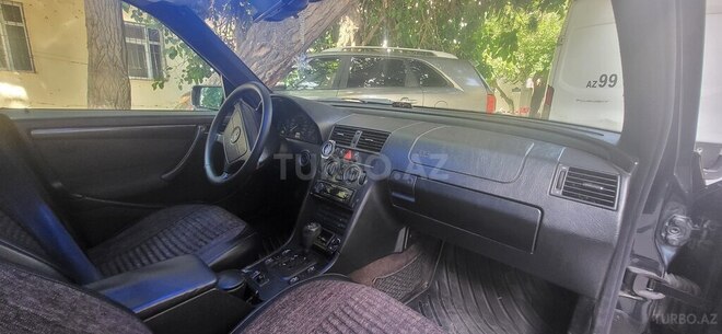Mercedes C 180 1999, 317,000 km - 1.8 l - Bakı