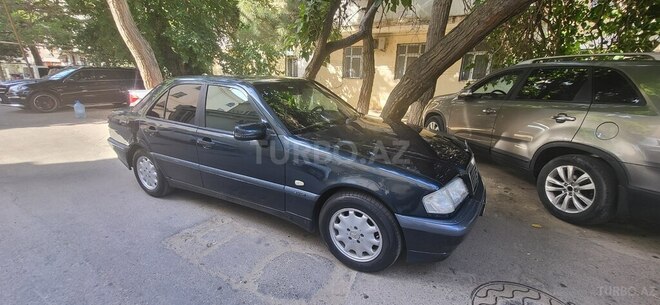 Mercedes C 180 1999, 317,000 km - 1.8 l - Bakı