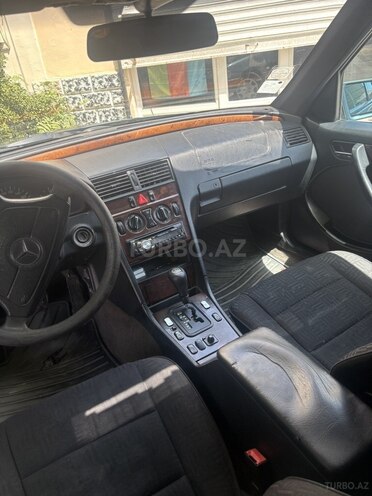 Mercedes C 220 d 1998, 452,348 km - 2.2 l - Şirvan