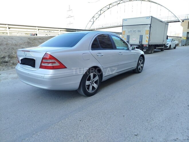Mercedes C 200 2000, 296,587 km - 2.0 l - Bakı