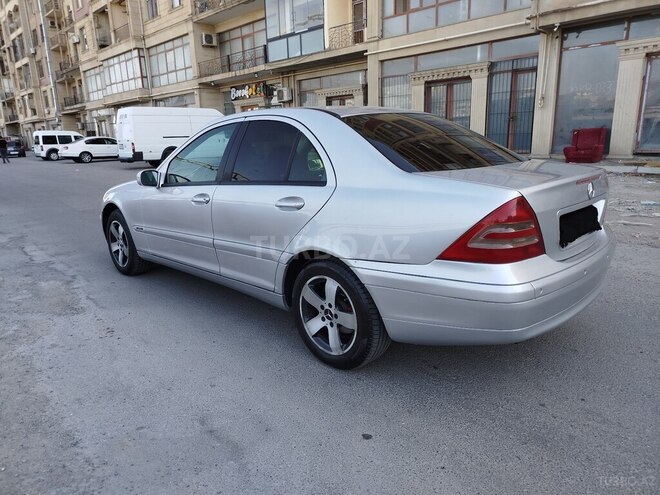 Mercedes C 200 2000, 296,587 km - 2.0 l - Bakı
